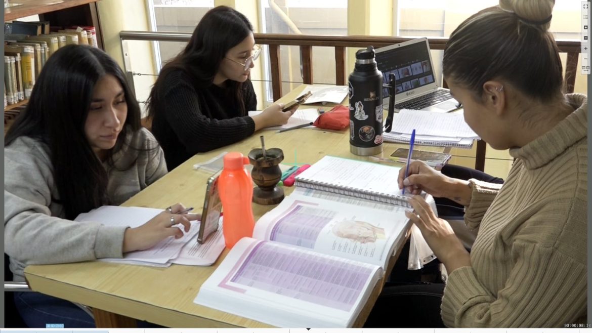 LA BIBLIOTECA DE LA LEGISLATURA GARANTIZA EL ACCESO A LIBROS EDUCATIVOS UNIVERSITARIOS