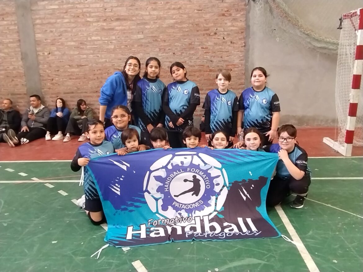 LOS CHICOS DE PATAGONES PARTICIPARON DEL ENCUENTRO DE HANDBALL ESTE DOMINGO