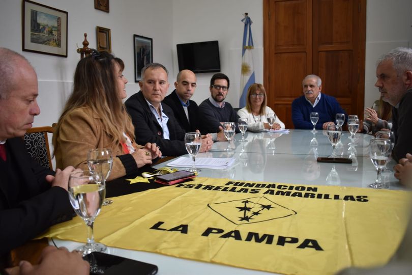 EL BLOQUE UNIÓN POR LA PATRIA PARTICIPÓ DEL ENCUENTRO CON LA FUNDACIÓN ESTRELLAS AMARRILLAS