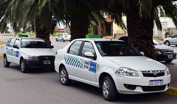 (AUDIO) AUMENTÒ LA TARIFA DEL TAXI EN VIEDMA, PERO NO EN PATAGONES