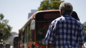 PROPONEN QUE ADULTOS MAYORES VIAJEN GRATIS EN EL TRANSPORTE PÚBLICO RIONEGRINO