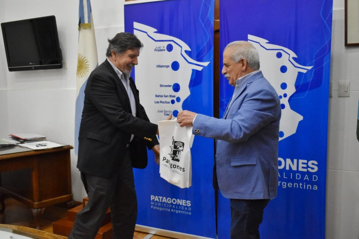 EL INTENDENTE MARINO RECIBIÓ AL DIRECTOR GENERAL DE CULTURA Y EDUCACIÓN DE LA PROVINCIA, ALBERTO SILEONI