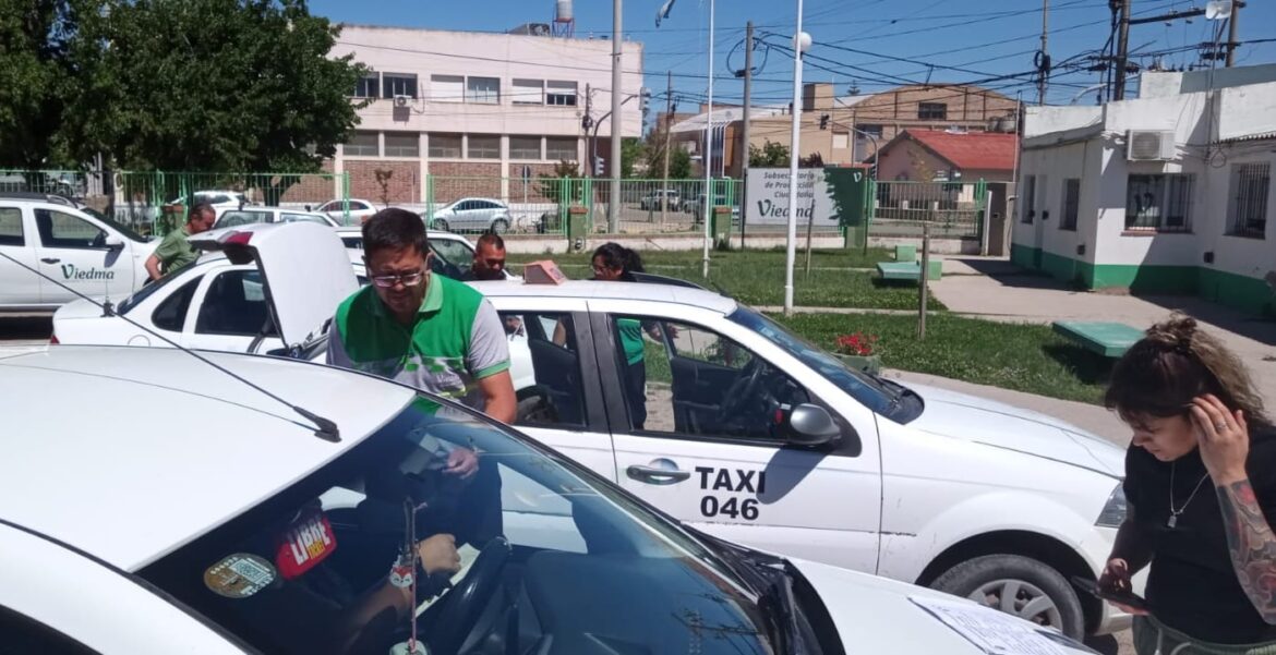 REVISARON MAS DE 40 TAXIS EN OPERATIVOS DE CONTROL