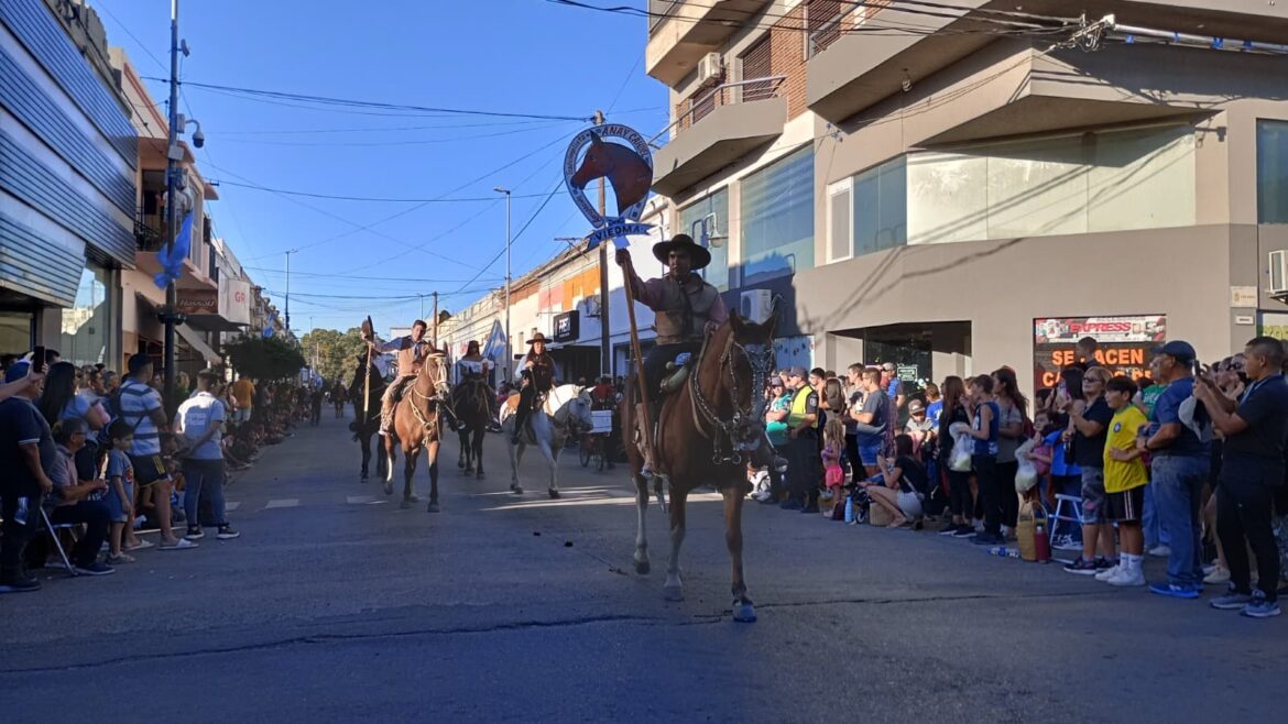 ÚLTIMOS DÍAS DE INSCRIPCIÓN PARA PARTICIPAR DEL DESFILE CÍVICO MILITAR 