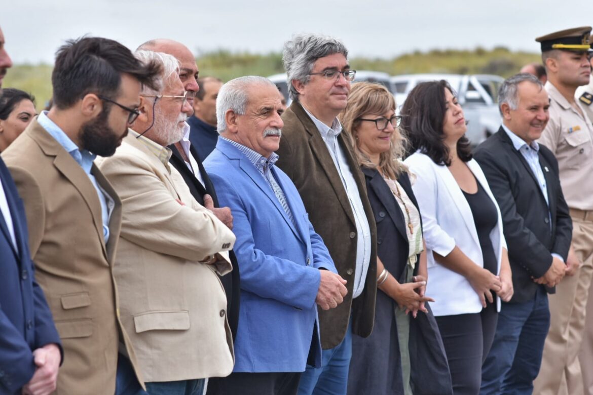 198º ANIVERSARIO DEL COMBATE DE LA BATERÍA: EL INTENDENTE MARINO PRESIDIÓ EL ACTO CONMEMORATIVO EN LA VILLA 7 DE MARZO