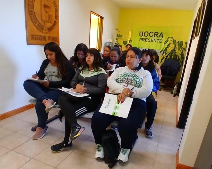 CAPACITACIÓN EN MANIPULACIÓN SEGURA DE ALIMENTOS PARA TRABAJADORES DE LA UOCRA