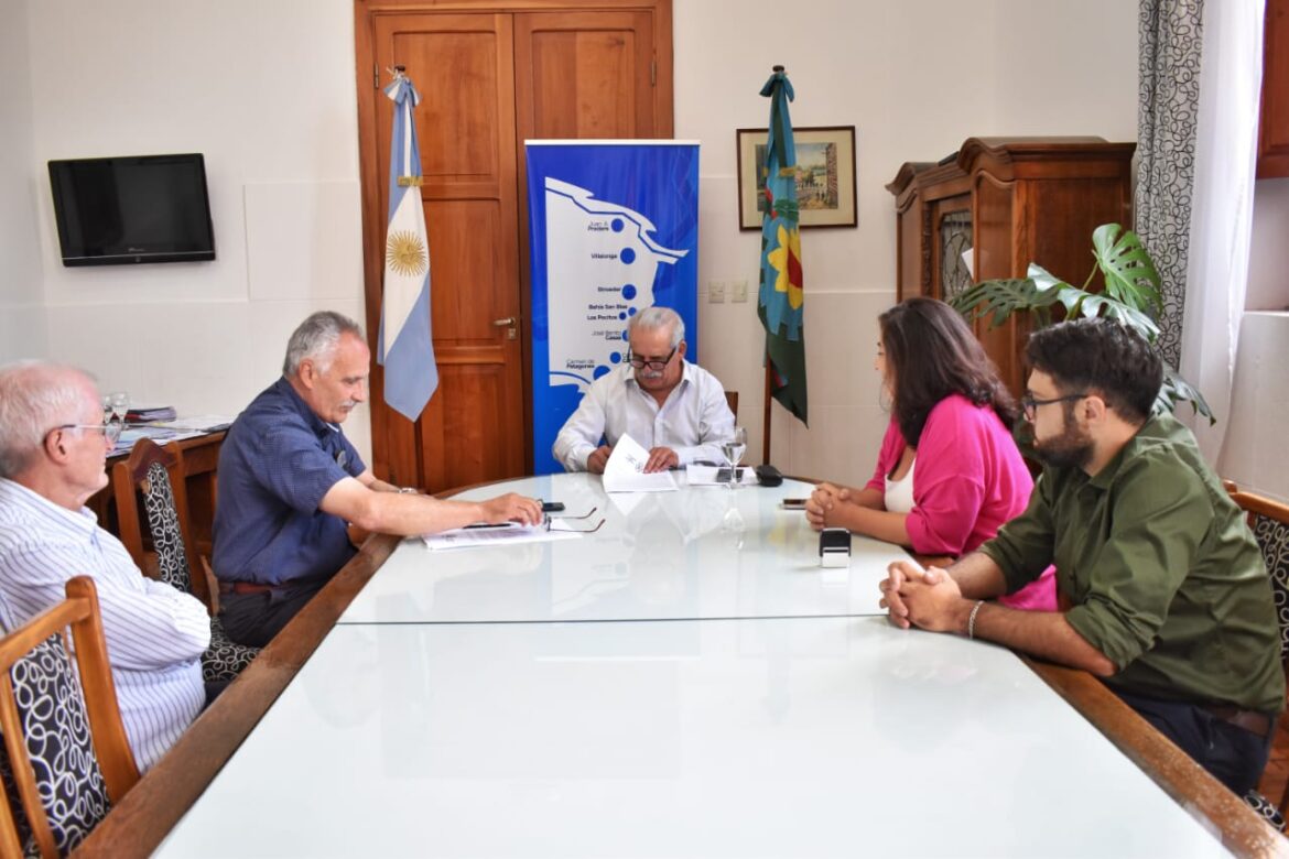 FIRMA DE CONTRATO PARA INICIAR LAS OBRAS DE CALLE YRIGOYEN