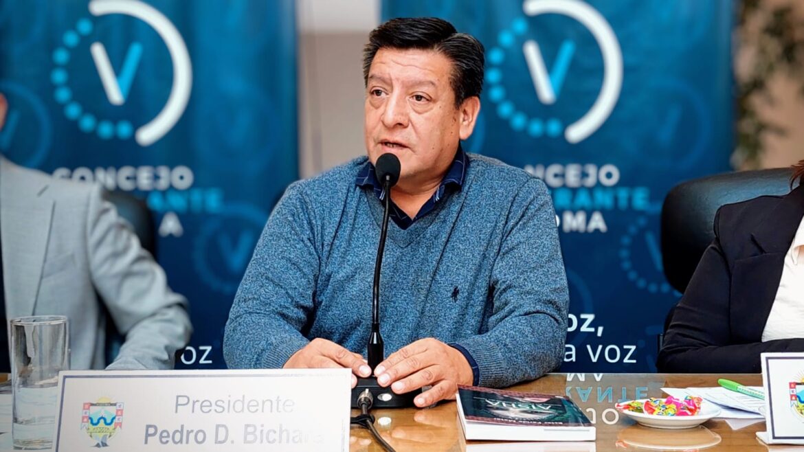 «NO EXISTEN LOS MESIAS EN LA POLÍTICA»