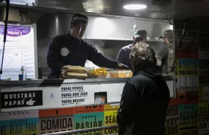 CARROS GASTRONÓMICOS EN VIEDMA: «ESTAMOS REGULARIZANDO UNA ACTIVIDAD QUE CRECE»