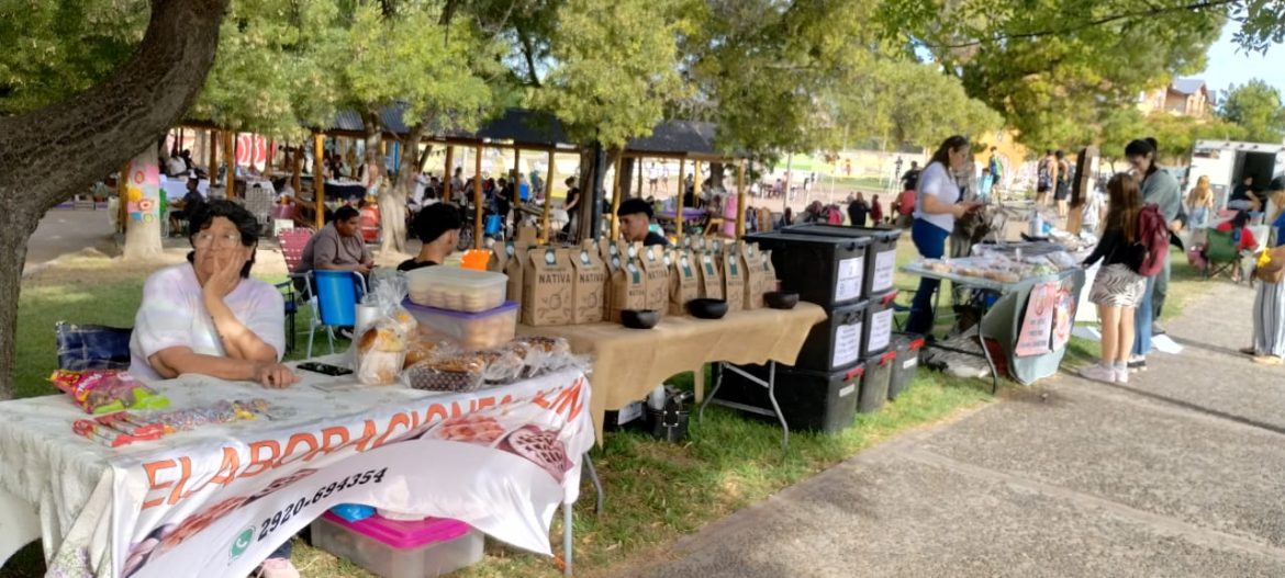 LA MUNICIPALIDAD DE PATAGONES ACOMPAÑÓ LA REALIZACIÓN DE LA FERIA “IDA Y VUELTA” EN CARMEN DE PATAGONES