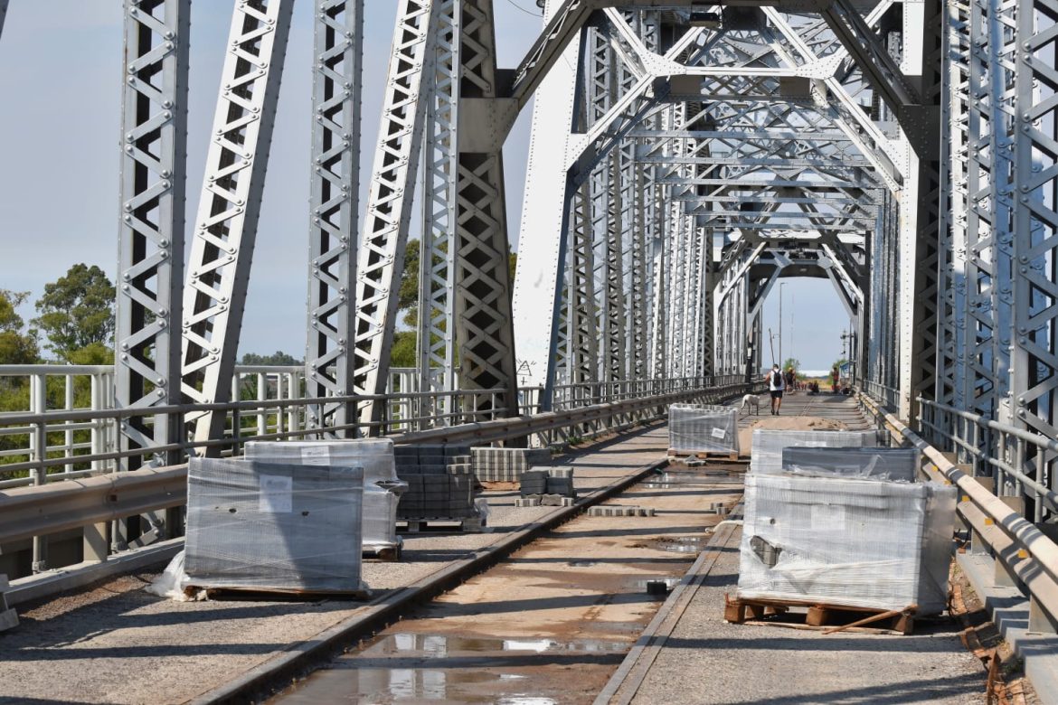 AVANZAN LAS OBRAS EN EL PUENTE FERROCARRETERO